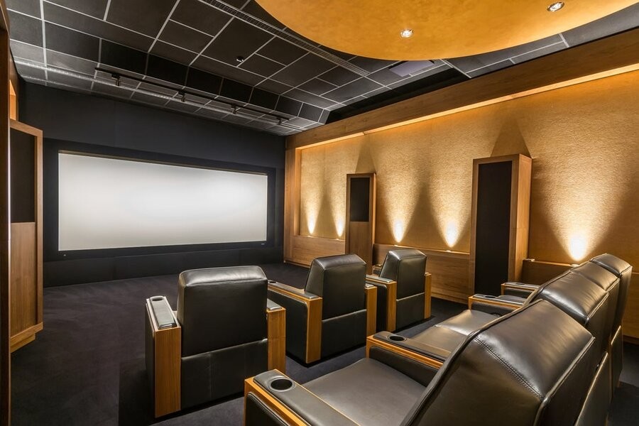 what-s-movie-night-like-in-your-custom-home-theater